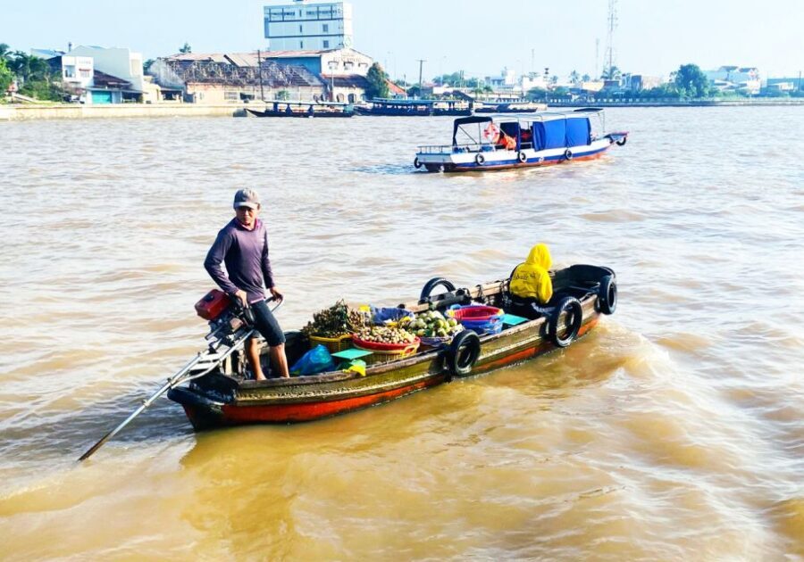 'Cai Rang' Floating Market 2-Day Tour With Biking & Boating - Day 1: Cai Be and Vinh Long river cruising (the Delta’s “everyday” side)