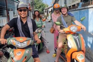 Cooking class & Vibrant Market by Scooter/Tuktuk (Half-Day) - Getting to Chợ Nhơn Thạnh by Scooter or Tuktuk