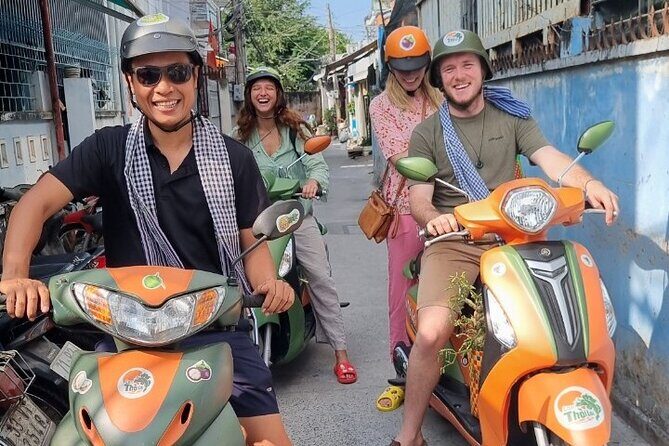 Cooking class & Vibrant Market by Scooter/Tuktuk (Half-Day) - Getting to Chợ Nhơn Thạnh by Scooter or Tuktuk