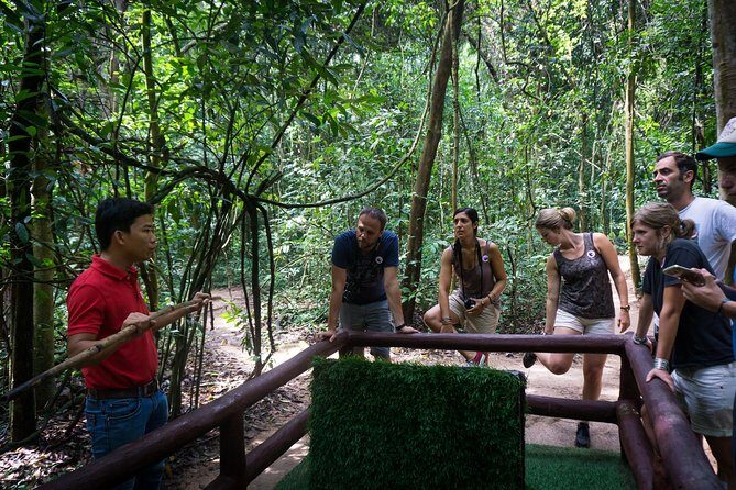 Cu Chi Tunnels and Mekong Delta 1 Day Tour With Small Group - The guide and the small-group vibe: what makes this day feel easy