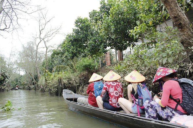 Cu Chi Tunnels - Cao Dai Temple & Black Virgin Mountain Full Day - Food plan you can count on: breakfast, hot tea, tapioca, and set lunch