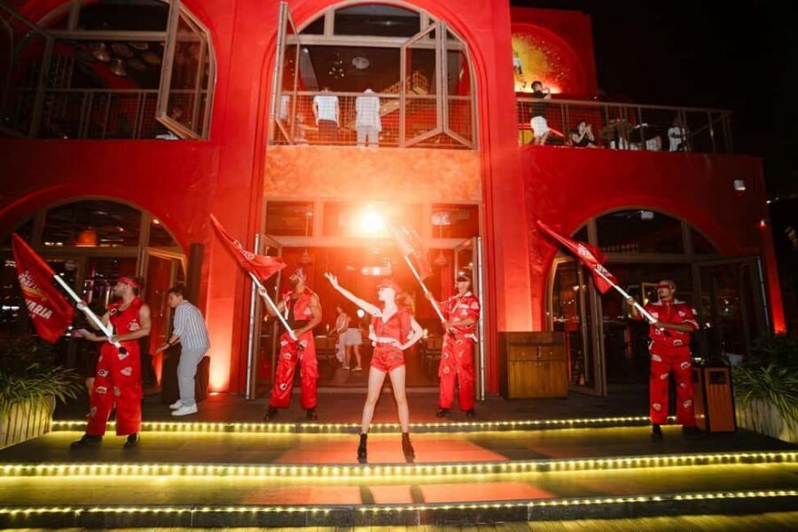 Dinner with Symphony Show And Firework Of Kiss Of The Sea - Should you book Dinner with Symphony Show and Firework of Kiss of the Sea?
