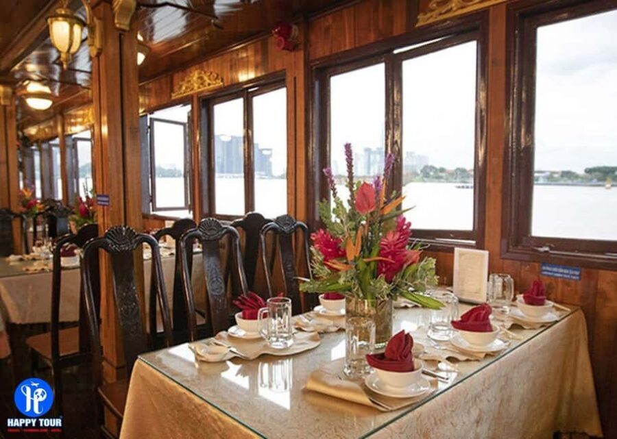 From Ho Chi Minh: Private Dinner Cruise on Saigon River Tour - A 4-Hour Dinner Cruise That Turns HCMC Lights Into a Slow Evening