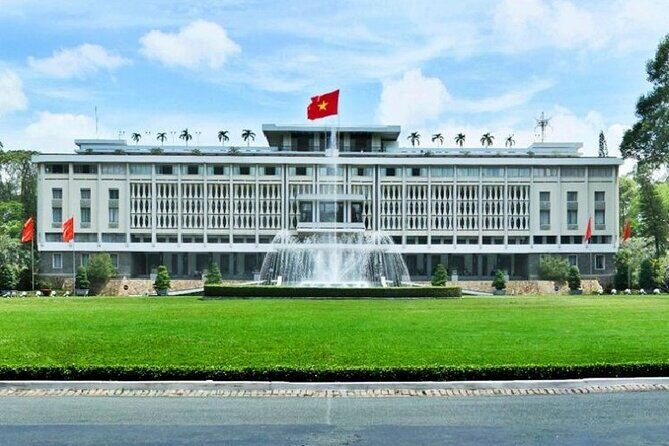 Ho Chi Minh City Half Day - VIP Private Tour - Emperor Jade Pagoda: Chinese symbolism in a quiet pocket of the city