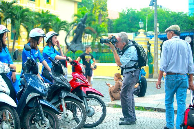 Ho Chi Minh Night Tour by Motorbikes with Female Rider | KissTour - The ride between stops: history on the move, not between museum lines