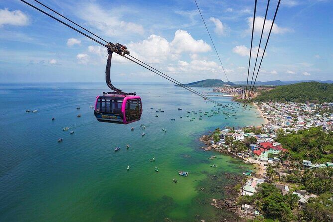 Hon Thom cable car & 4-island hopping trip in Phu Quoc Island - Aquatopia water theme park: why this stops the day from feeling rushed