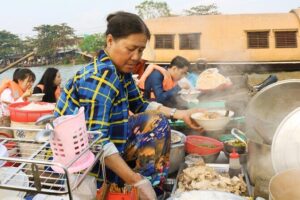 Mekong day tour Visit Cai Rang Floating Market pick up in Sai Gon - Getting from Saigon to Can Tho without stress