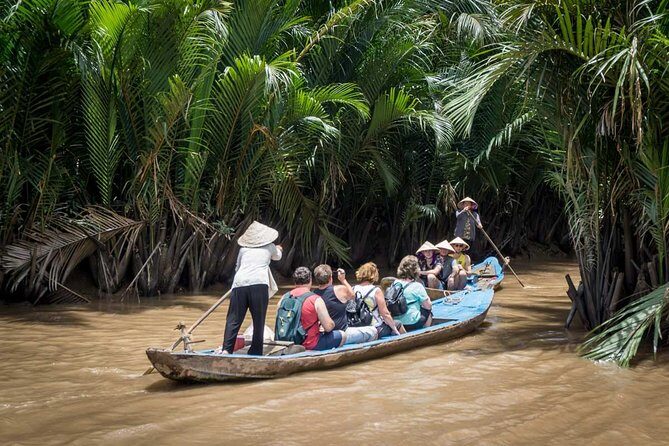 Mekong Delta 2Days/1 Night included Pick up & Transfers - Day 1 in My Tho: Vinh Trang Pagoda and a proper river cruise