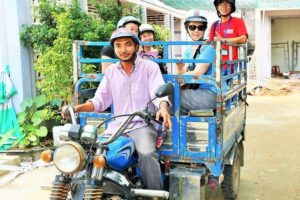 Mekong Delta Discovery Tour from Ho Chi Minh - My Tho to the river: the start of your long-tail boat story
