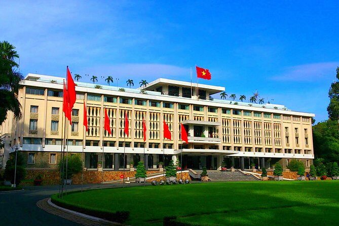 Phu My Shore Excursion: Best of Private Ho Chi Minh City Tour - People’s Committee Building and the Saigon Opera House quick hits