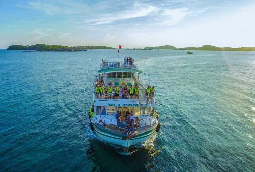 Phu Quoc: Cable Car Ride and 3 Islands Boat Tour with Lunch - Thom Island: Aquatopia water park rides are the afternoon engine