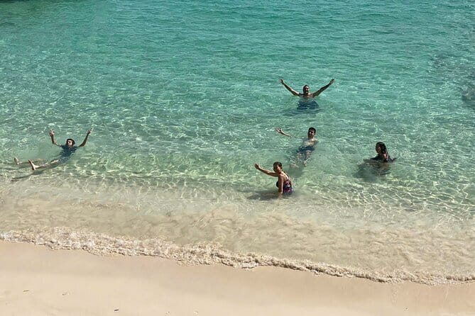 Phu Quoc: Snorkeling and Island Hopping By Speedboat with Lunch - May Rut Island: Beach Time, Flycam, and Photo-First Logistics