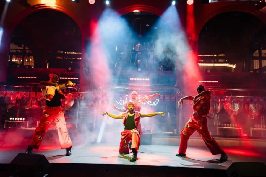 PhuQuoc Romantic Dinner with Symphony & Kiss of the Sea Show - Symphony of the Sea at 19:45: jetskis and timed fireworks bursts