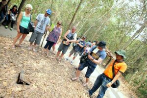 Private Cu Chi Tunnels tour by Luxury Speedboat - Crawling into the tunnels: the experience’s biggest payoff