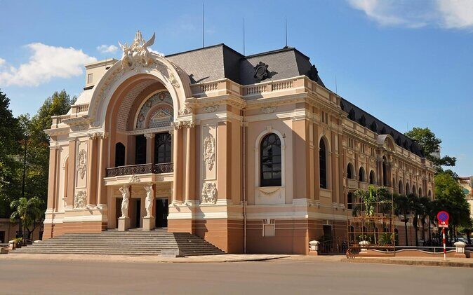 Private Jeep City Tour Saigon by Night and Skybar Drink - Key highlights to look for