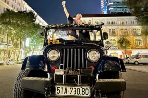 Private Jeep City Tour Saigon by Night and Skybar Drink - Independence Palace: where Saigon’s story turns