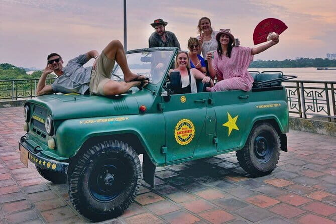 Private Jeep Street Food Tour and Night Roof Top Bar - Price and Value: What $75 Covers for a Full Night of Eating