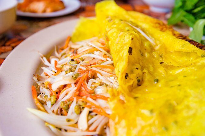 Private Vegan Food Tour By Scooter in Ho Chi Minh City - Stop-by-stop: how the night’s food and Saigon history line up