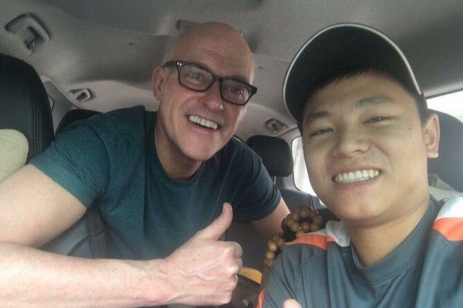 Saigon Airport to Ho Chi Minh City Center Private Transfer - How the Saigon Phoenix WhatsApp plan helps with delays