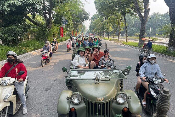 Saigon Jeep City Tour, Backstreet, Cultures hidden Gems 4 Hours - From Notre Dame to Independence Palace: familiar icons, guided context