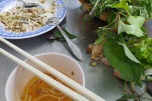 Taste of Saigon: Local Street Food Tour - Bến Thành Market: Learn the Rhythm Before You Order
