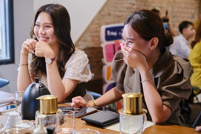 Vietnamese Coffee & Culture Exploration in Hồ Chí Minh City - Where You Meet: Lacàph Coffee Experiences SpaceUpstairs, District 1